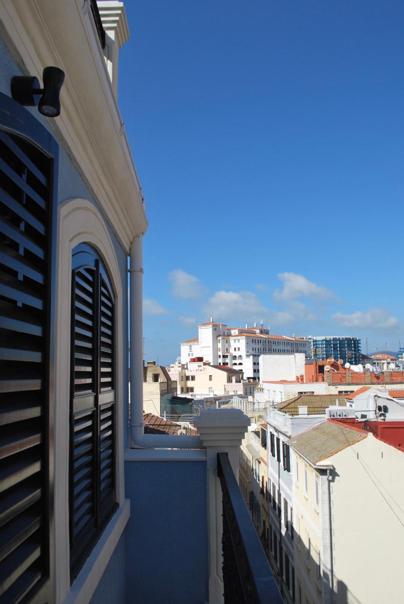 Fabulous City Centre Apartment - Grand Central House Γιβραλτάρ Εξωτερικό φωτογραφία