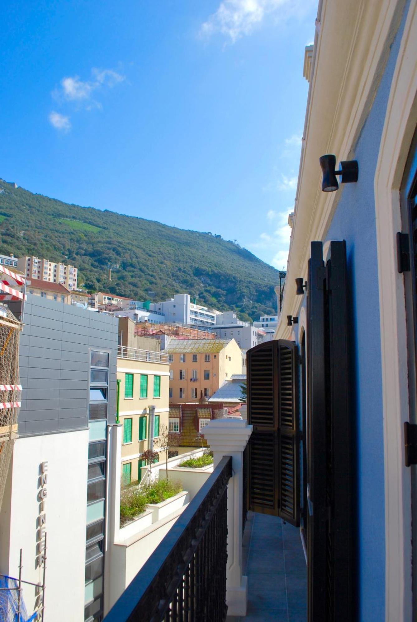 Fabulous City Centre Apartment - Grand Central House Γιβραλτάρ Εξωτερικό φωτογραφία