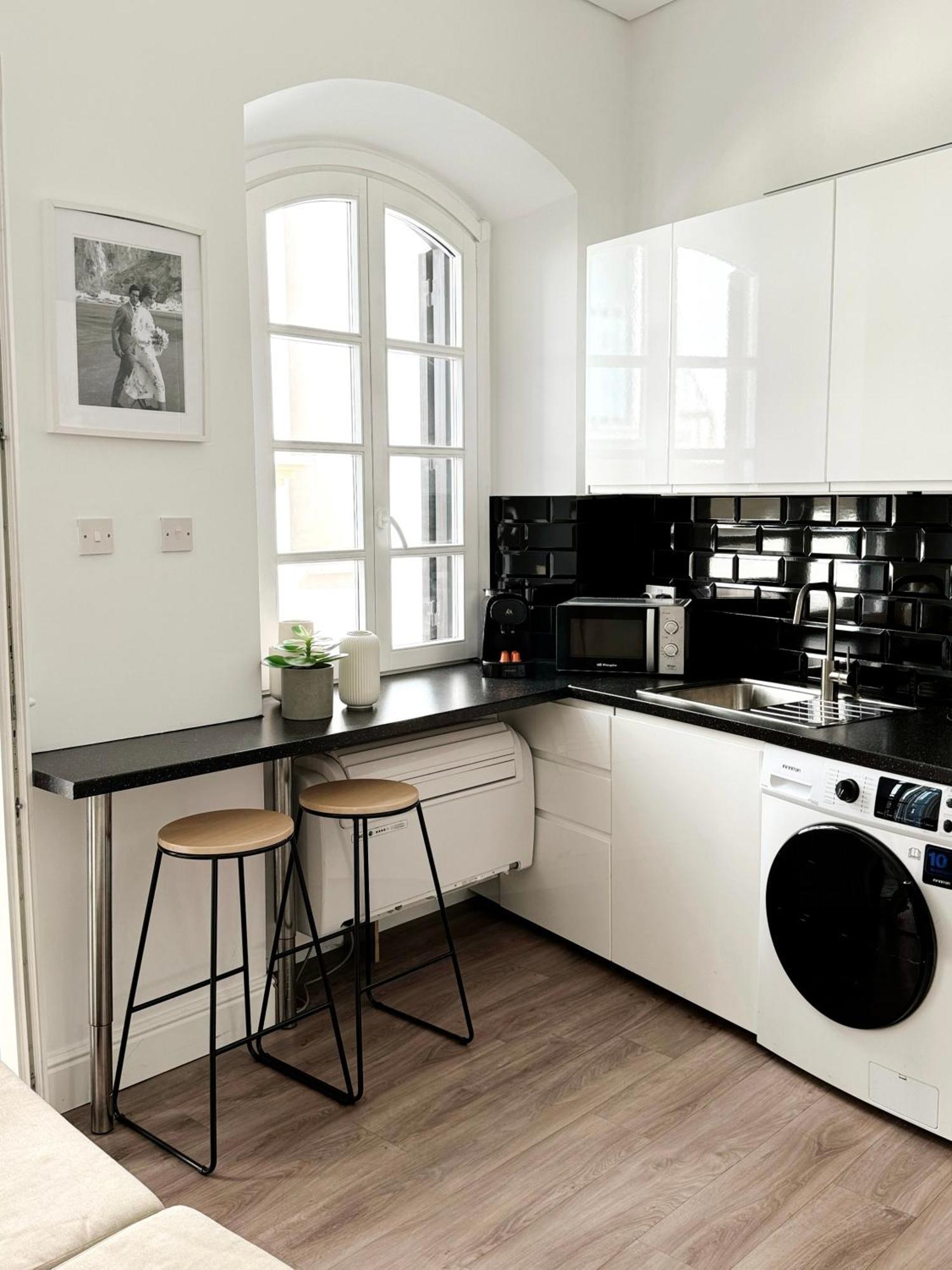 Fabulous City Centre Apartment - Grand Central House Γιβραλτάρ Εξωτερικό φωτογραφία