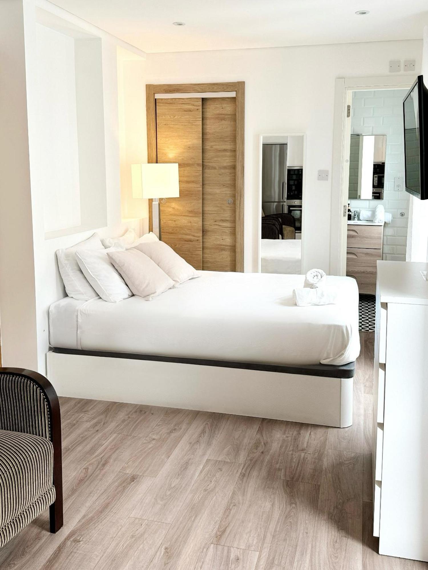 Fabulous City Centre Apartment - Grand Central House Γιβραλτάρ Εξωτερικό φωτογραφία